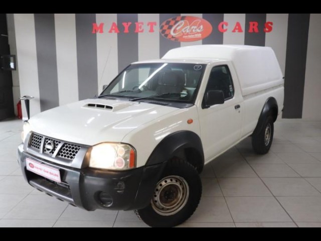 BUY NISSAN HARDBODY NP300  2018 2.5 TDI LWB (K03/K40) P/U S/C AIRCON, Mayet Cars