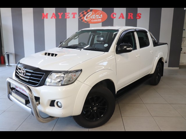 BUY TOYOTA HI-LUX 2015 HILUX 3.0D-4D LEGEND 45 R/B A/T P/U D/C, Mayet Cars