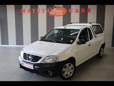 2023 Nissan Np200